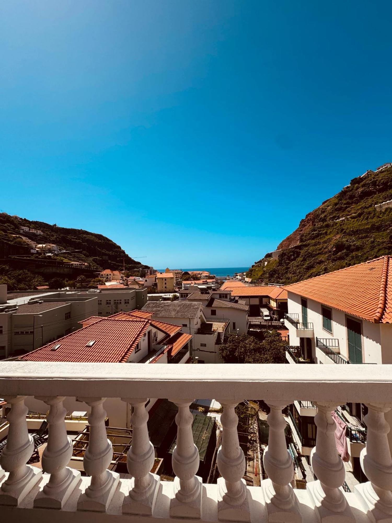 Vale Mar Guest Hotel Ribeira Brava Exterior photo