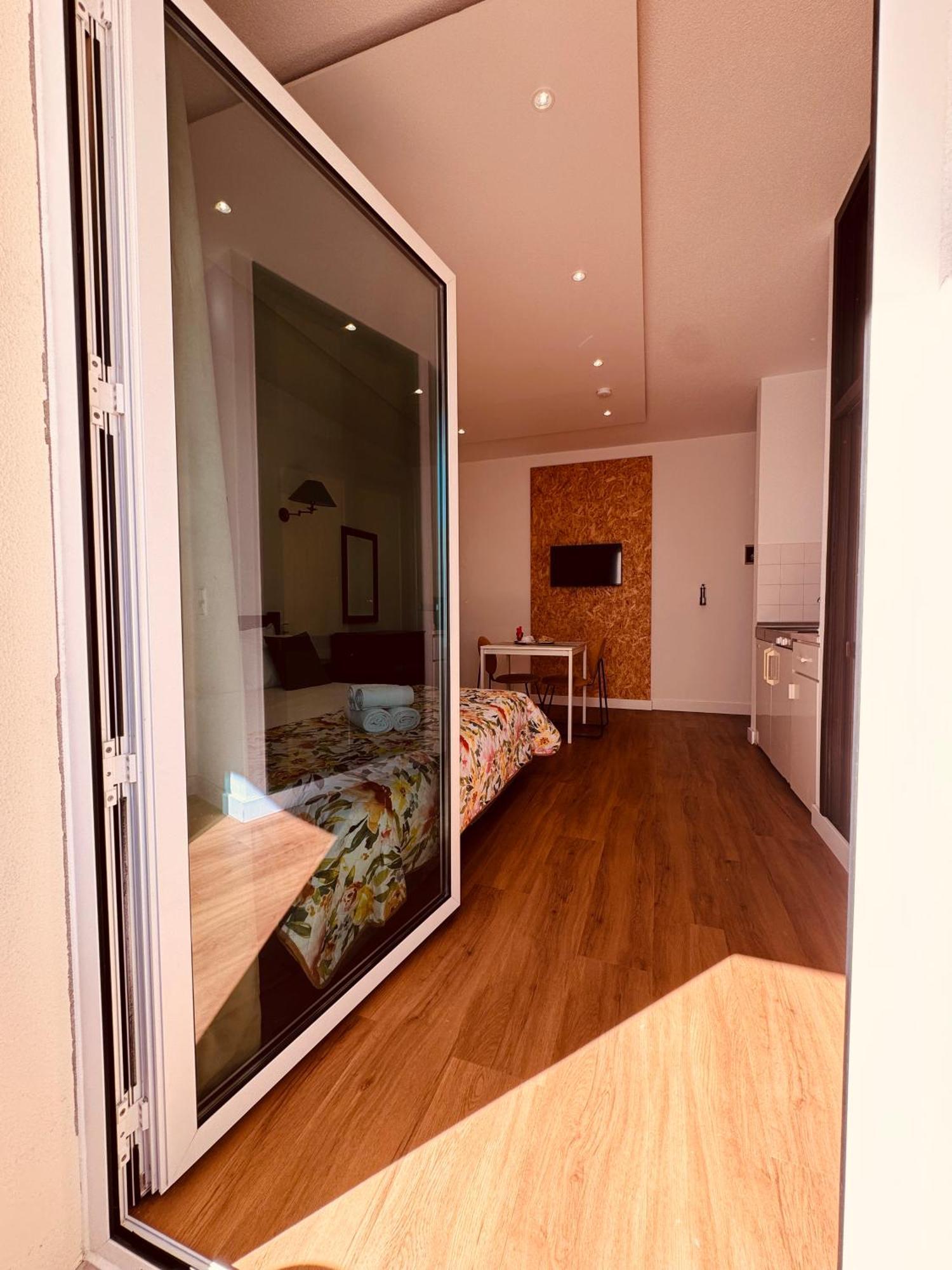 Vale Mar Guest Hotel Ribeira Brava Exterior photo