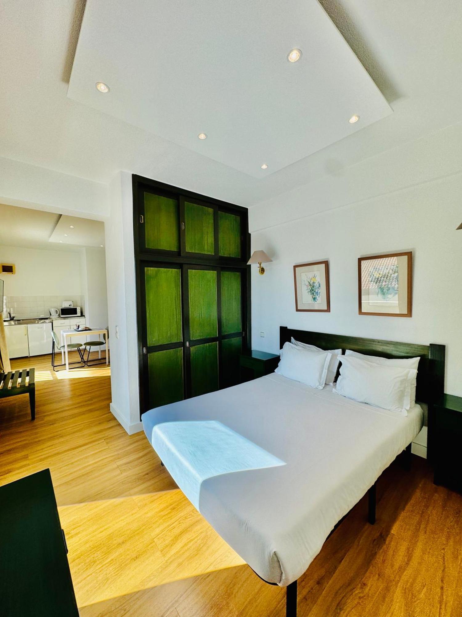 Vale Mar Guest Hotel Ribeira Brava Exterior photo